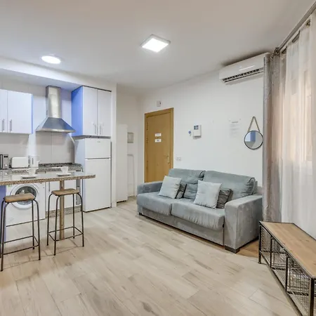 Apartament Centre & Parking *