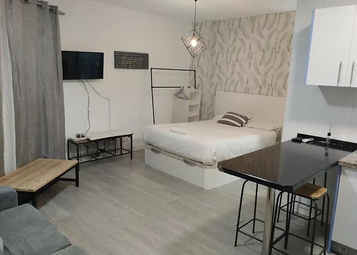 Centre & Parking Apartment Malaga